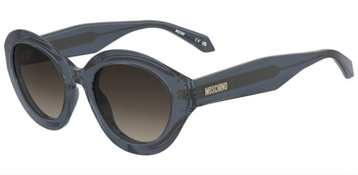 Occhiali da sole donna Moschino neri MOS200/S, modello cat-eye in acetato lucido, indossati e visibili frontalmente con lenti