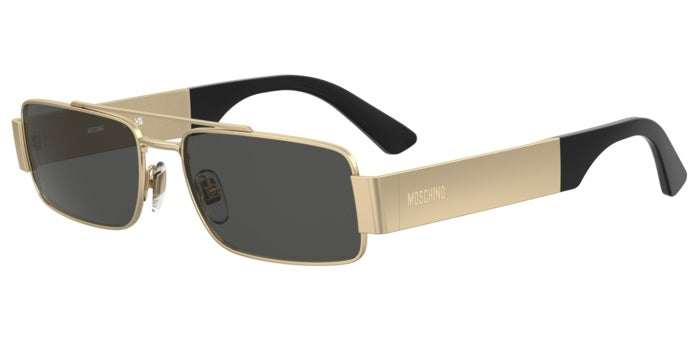 Occhiali da sole Moschino 207690 in metallo color oro, con lenti scure, indossati da un modello unisex, su sfondo chiaro