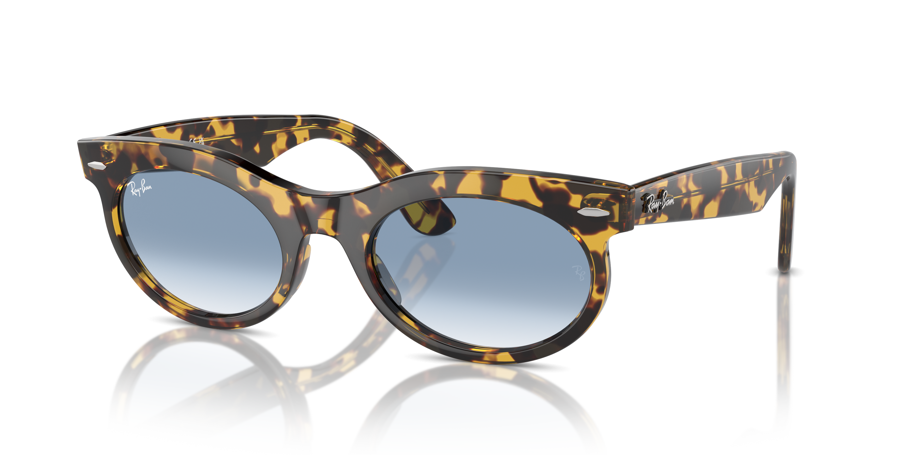 Occhiali da sole Ray-Ban Wayfarer Oval 0RB2242 Yellow Havana con lenti marroni, posizionati su uno sfondo neutro per mostrare