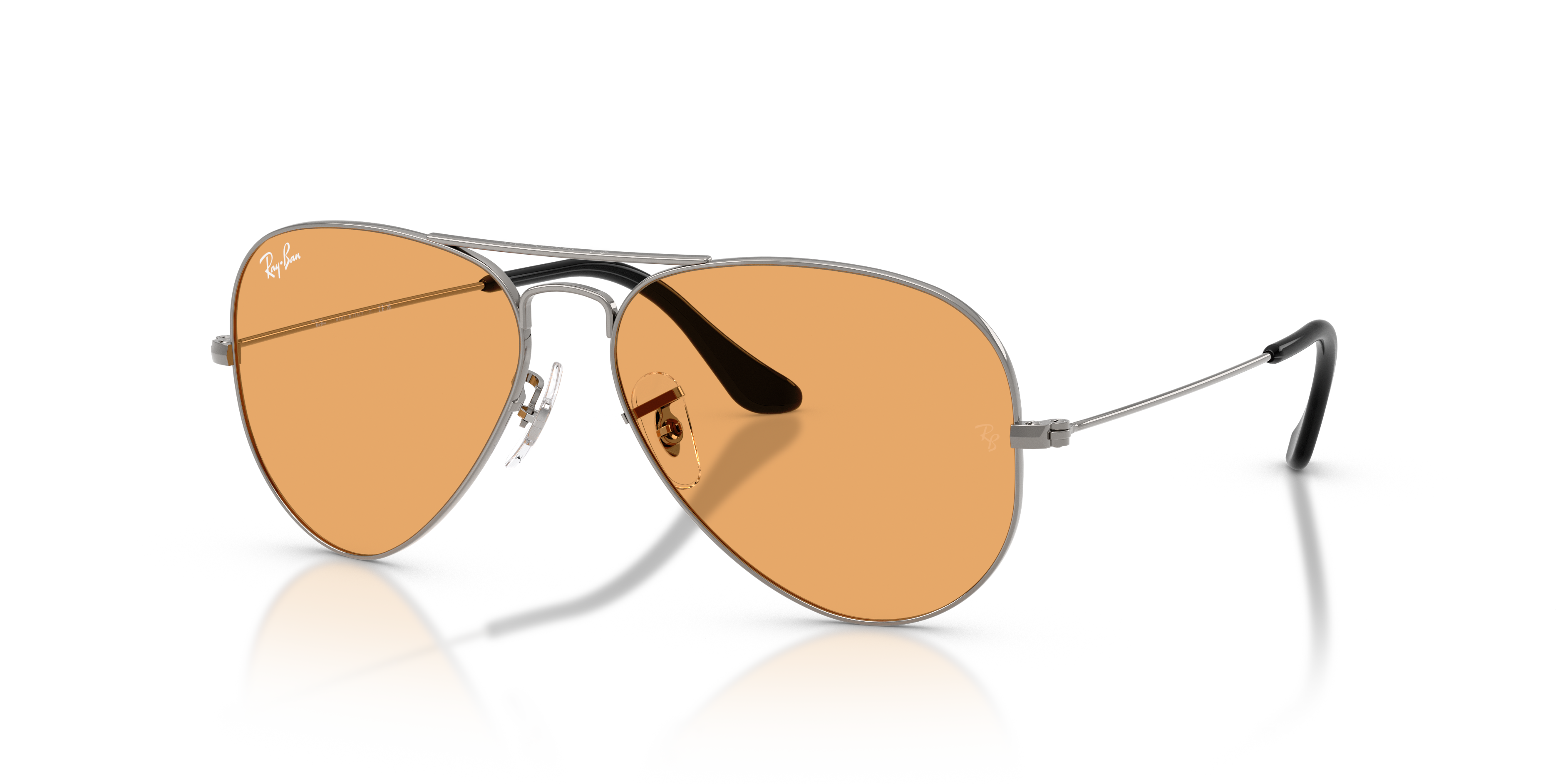 Occhiali da sole Ray-Ban Aviator Large Metal 0RB3025 Gunmetal con lenti scure, mostrati frontalmente su sfondo neutro.