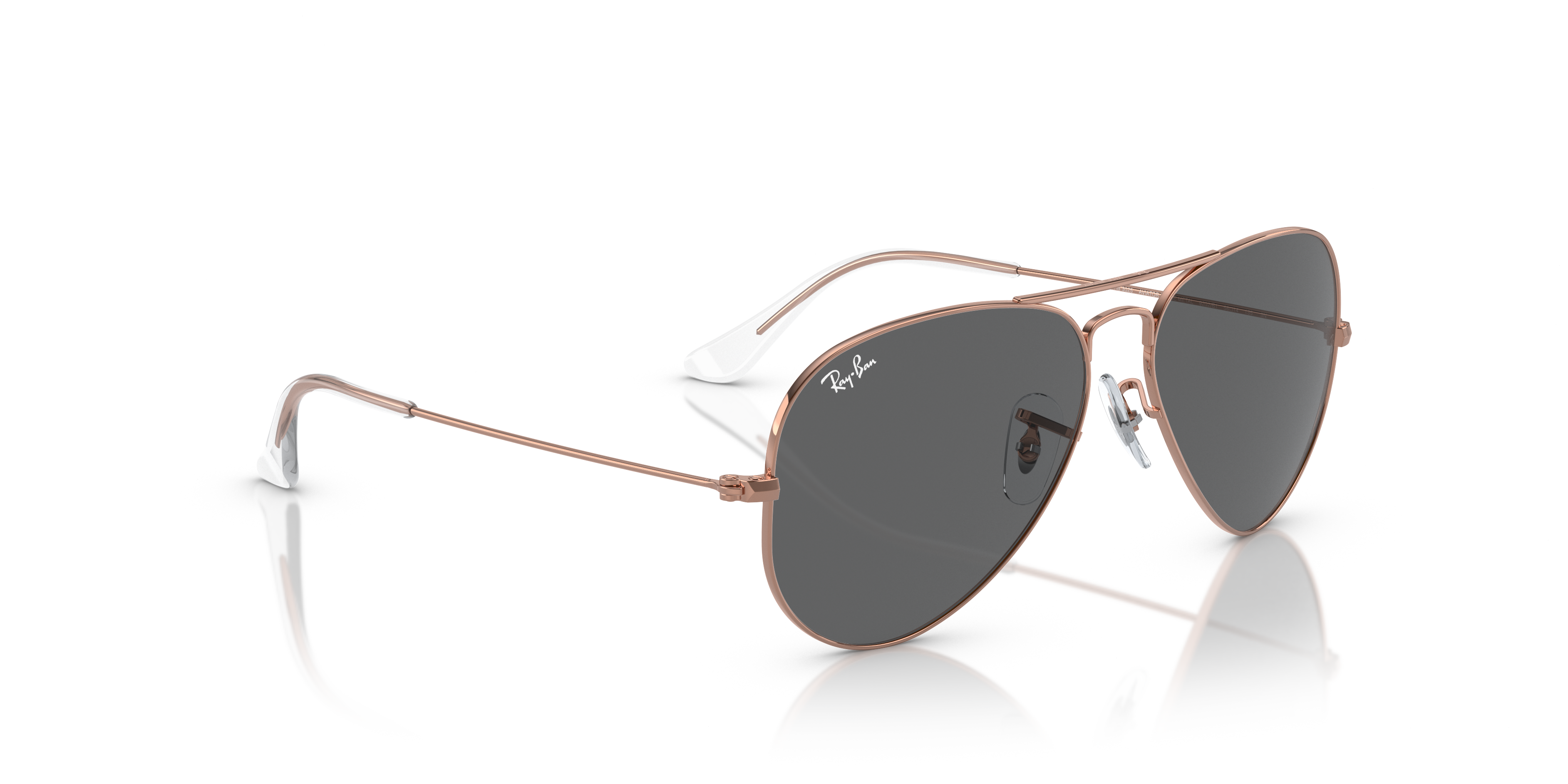 Occhiali da sole Ray-Ban Aviator Large Metal 0RB3025 Gunmetal con lenti scure, mostrati frontalmente su sfondo neutro.
