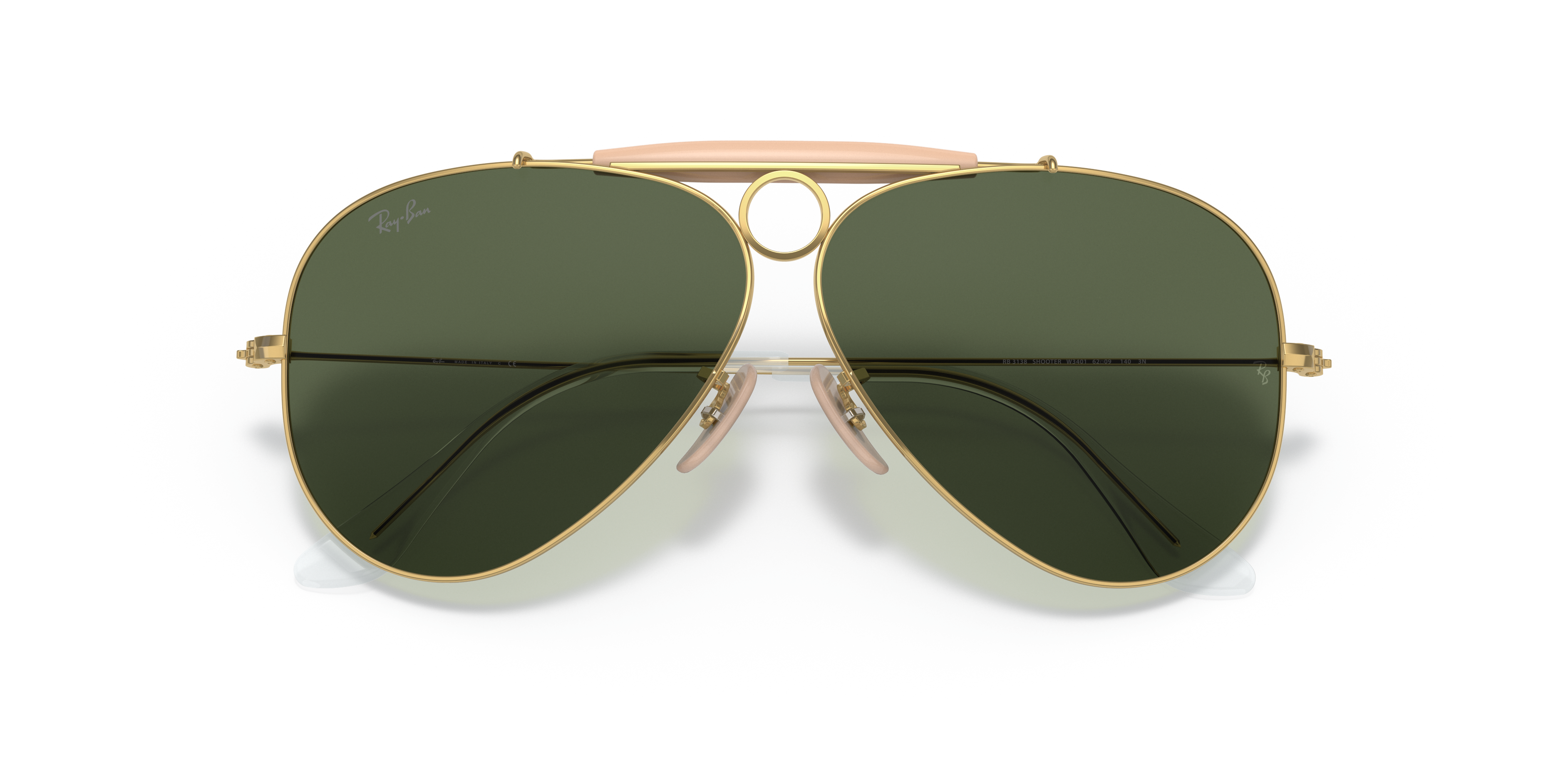 Occhiali da sole Ray-Ban Shooter 0RB3138 Arista Gold con montatura dorata e lenti verdi, visti frontalmente su sfondo chiaro.