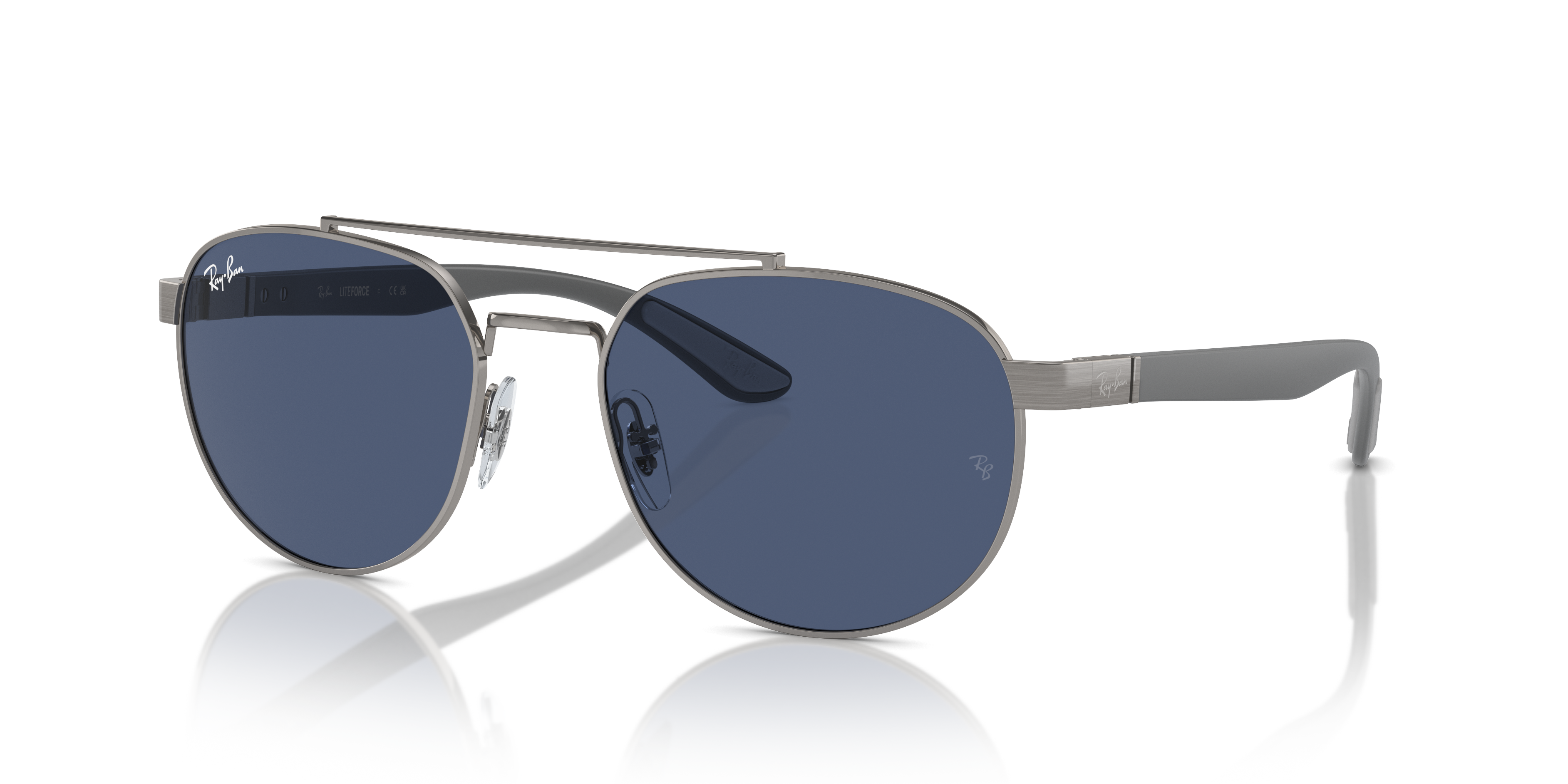 Occhiali da sole Ray-Ban RB3736 Gunmetal visti frontalmente su sfondo neutro, con montatura metallica color canna di fucile e