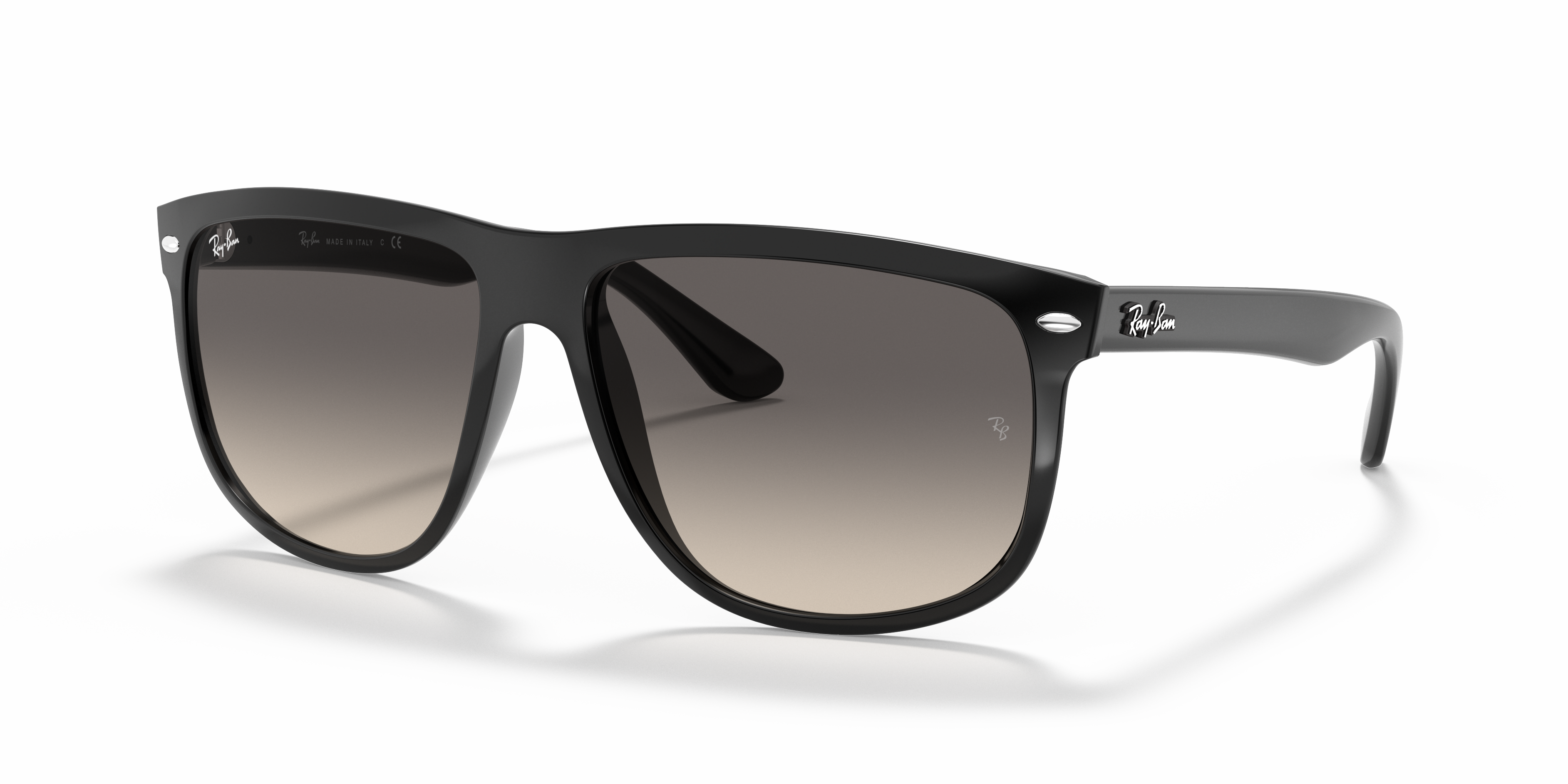 Occhiali da sole Ray-Ban Boyfriend 0RB4147 da uomo, con montatura nera lucida e lenti scure, posti su una superficie chiara.