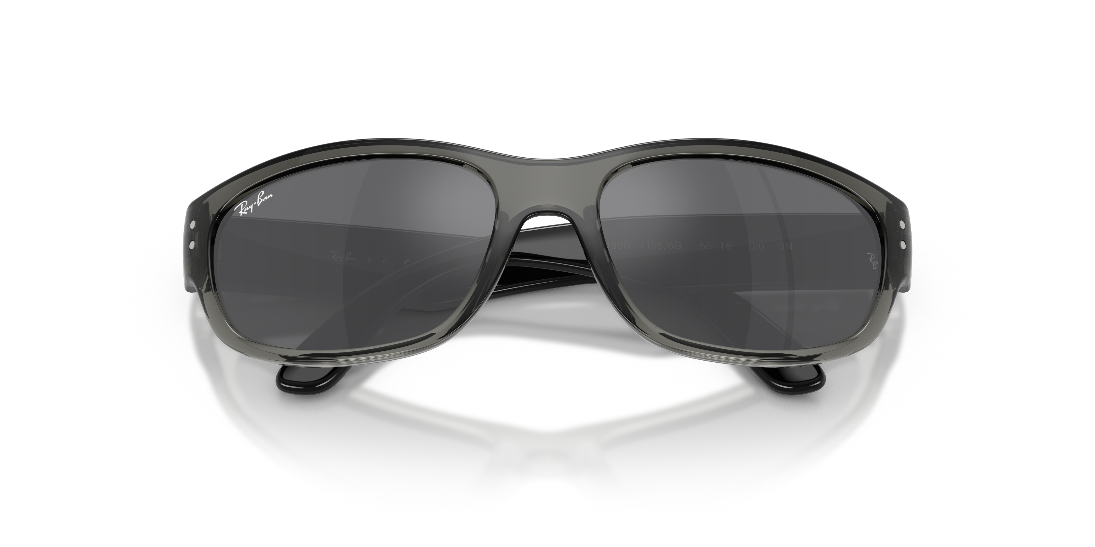 Occhiali da sole Ray-Ban Balorama Kids 0RJ9189S trasparenti blu su sfondo chiaro, adatti per bambini e ragazzi.