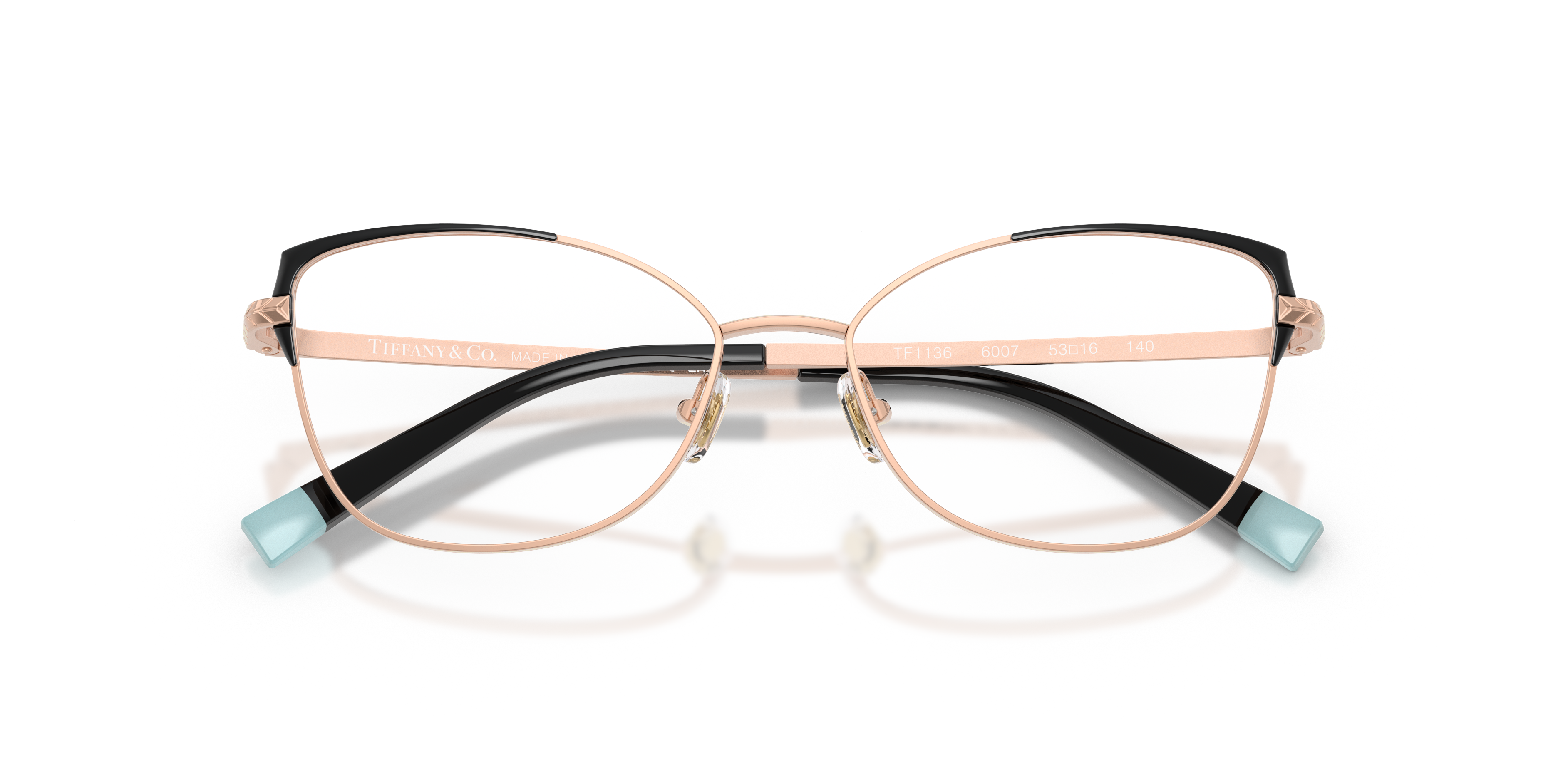 Occhiali da sole Tiffany & Co. modello TF1136 neri, frontale. La montatura è in acetato nero lucido con lenti scure, il logo