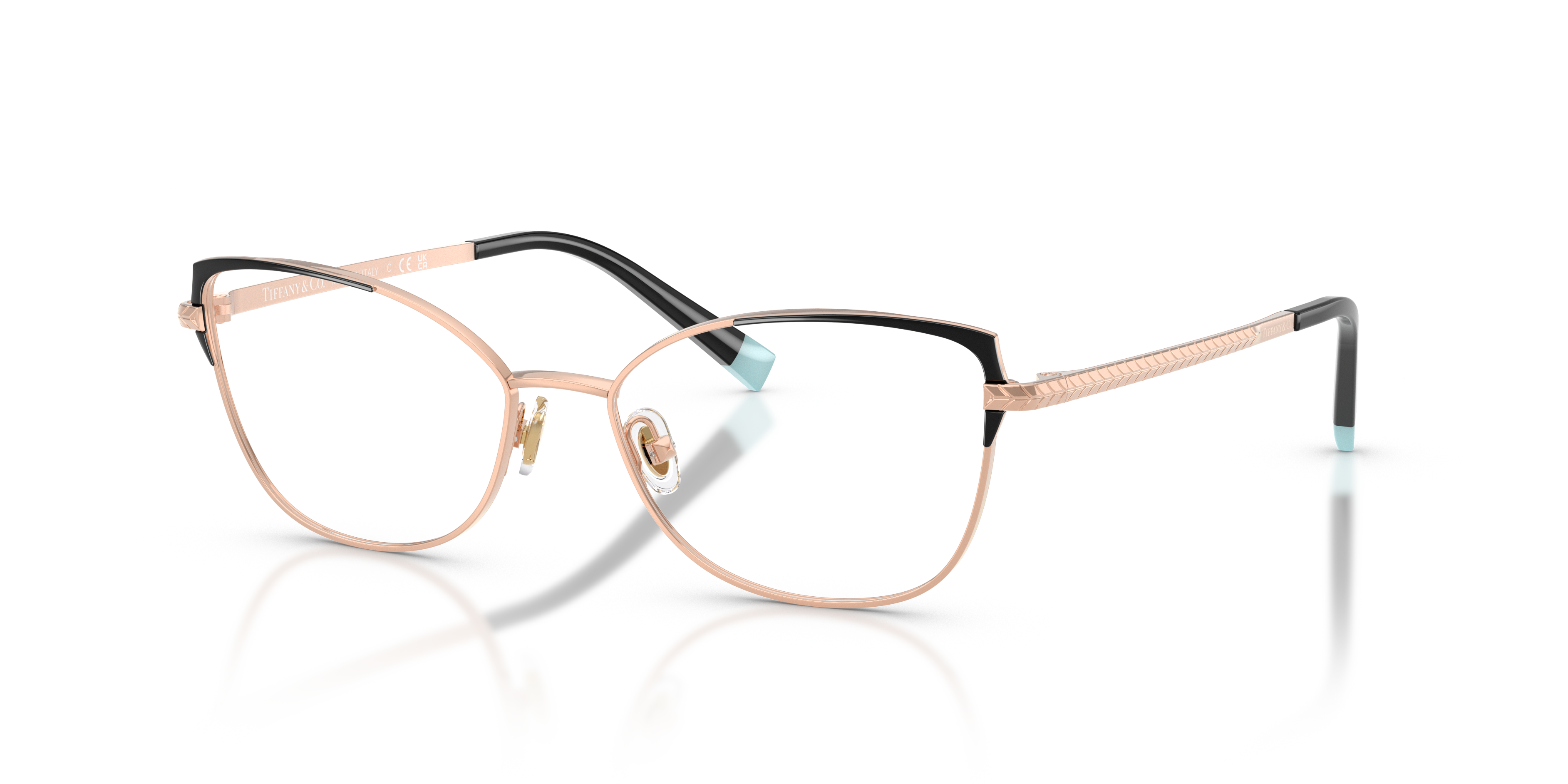 Occhiali da sole Tiffany & Co. modello TF1136 neri, frontale. La montatura è in acetato nero lucido con lenti scure, il logo