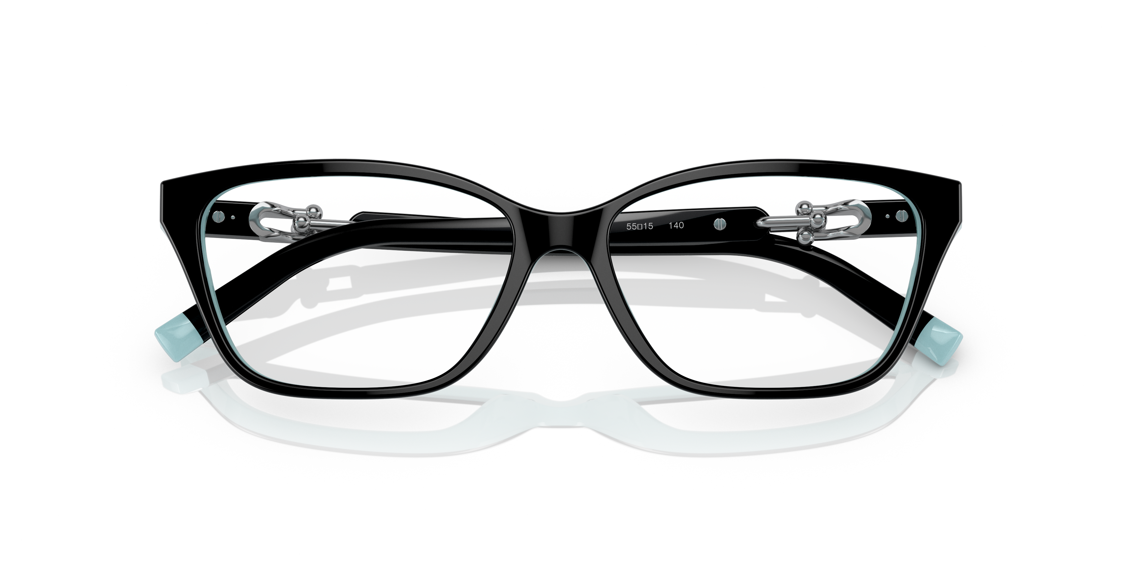 Occhiali da sole Tiffany & Co. modello TF2229 neri lucidi da donna, con lenti scure e logo argento sull'asta, fotografati da