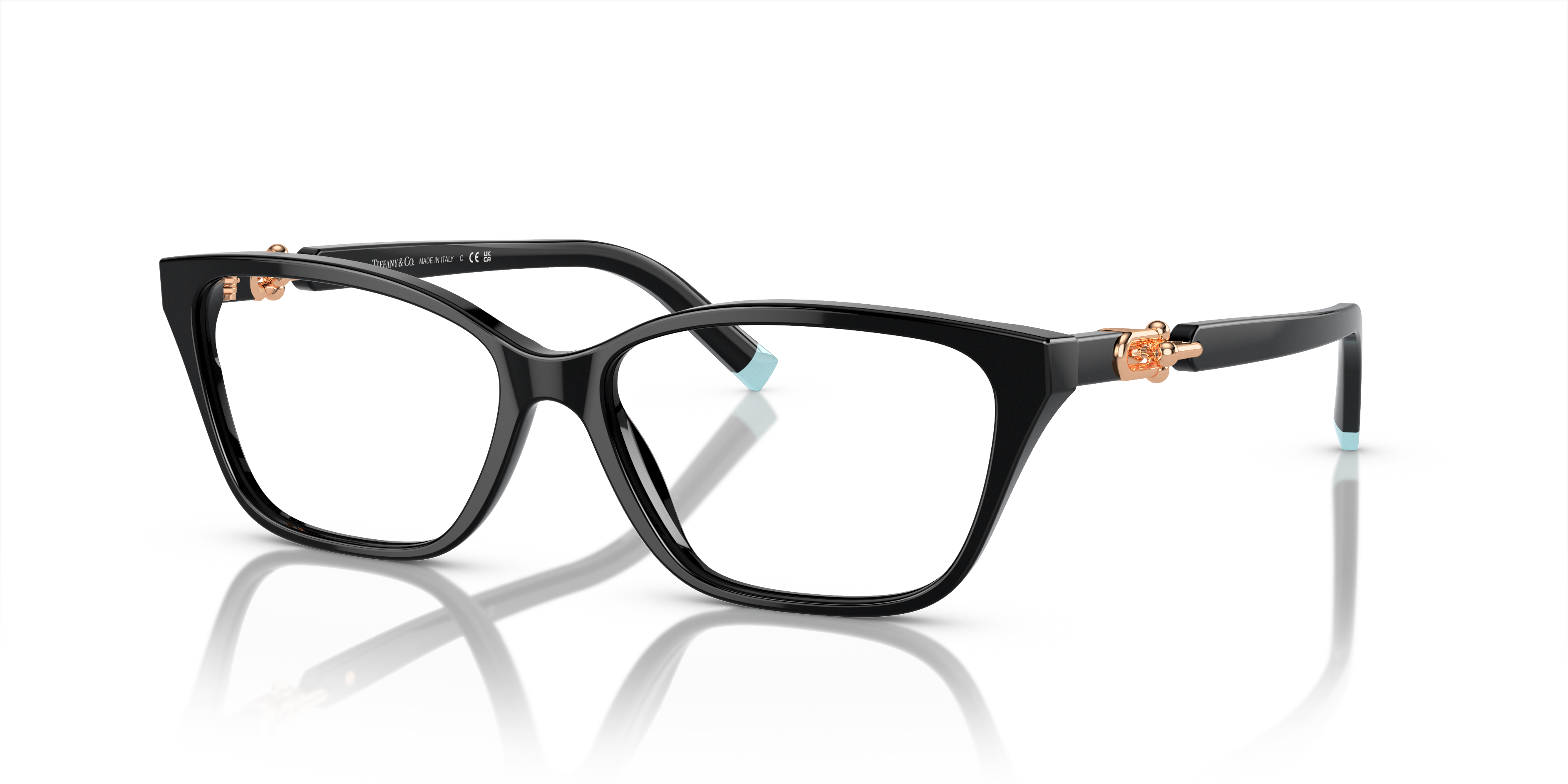 Occhiali da sole Tiffany & Co. modello TF2229 neri lucidi da donna, con lenti scure e logo argento sull'asta, fotografati da