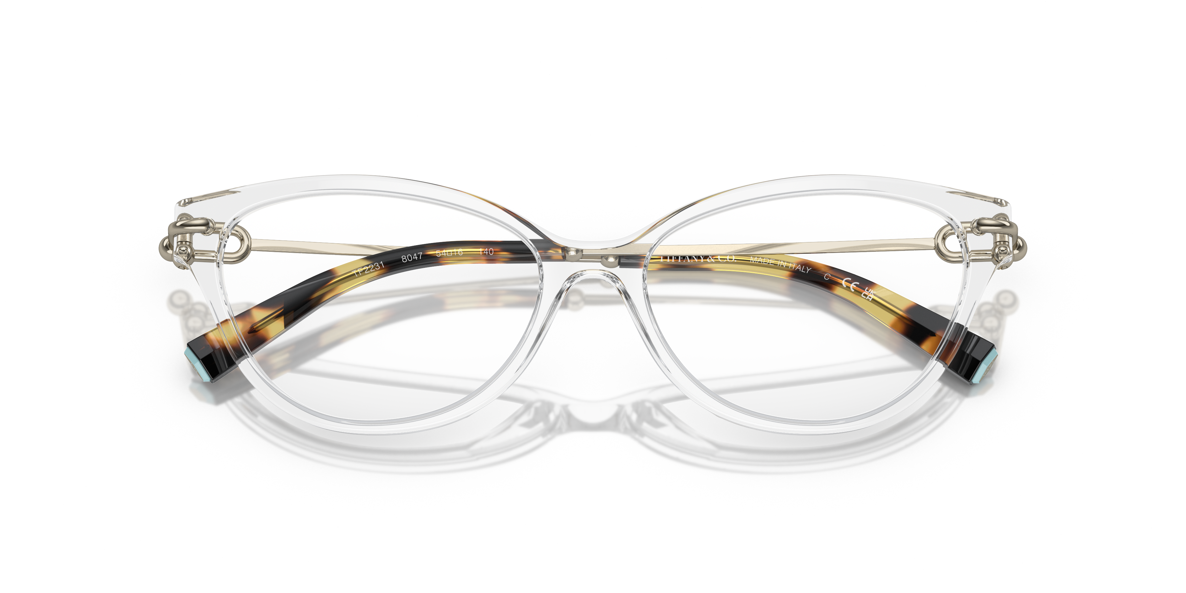 Occhiali da sole Tiffany & Co. TF2231 da donna, colore nero lucido con montatura a farfalla e lenti scure, mostrati frontalme