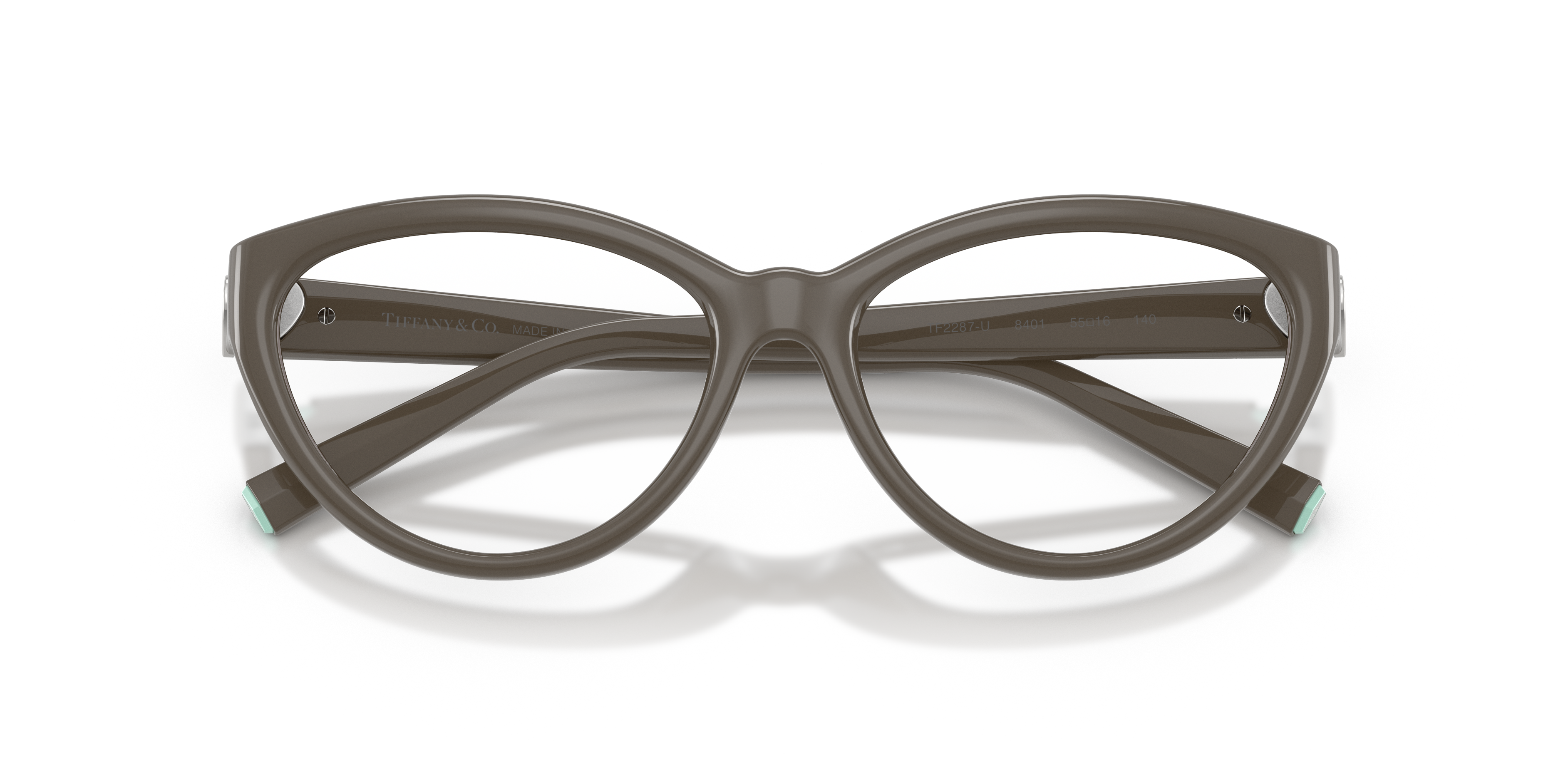 Occhiali da sole Tiffany & Co. modello TF2287U da donna, con montatura squadrata color Havana e lenti scure, in primo piano.