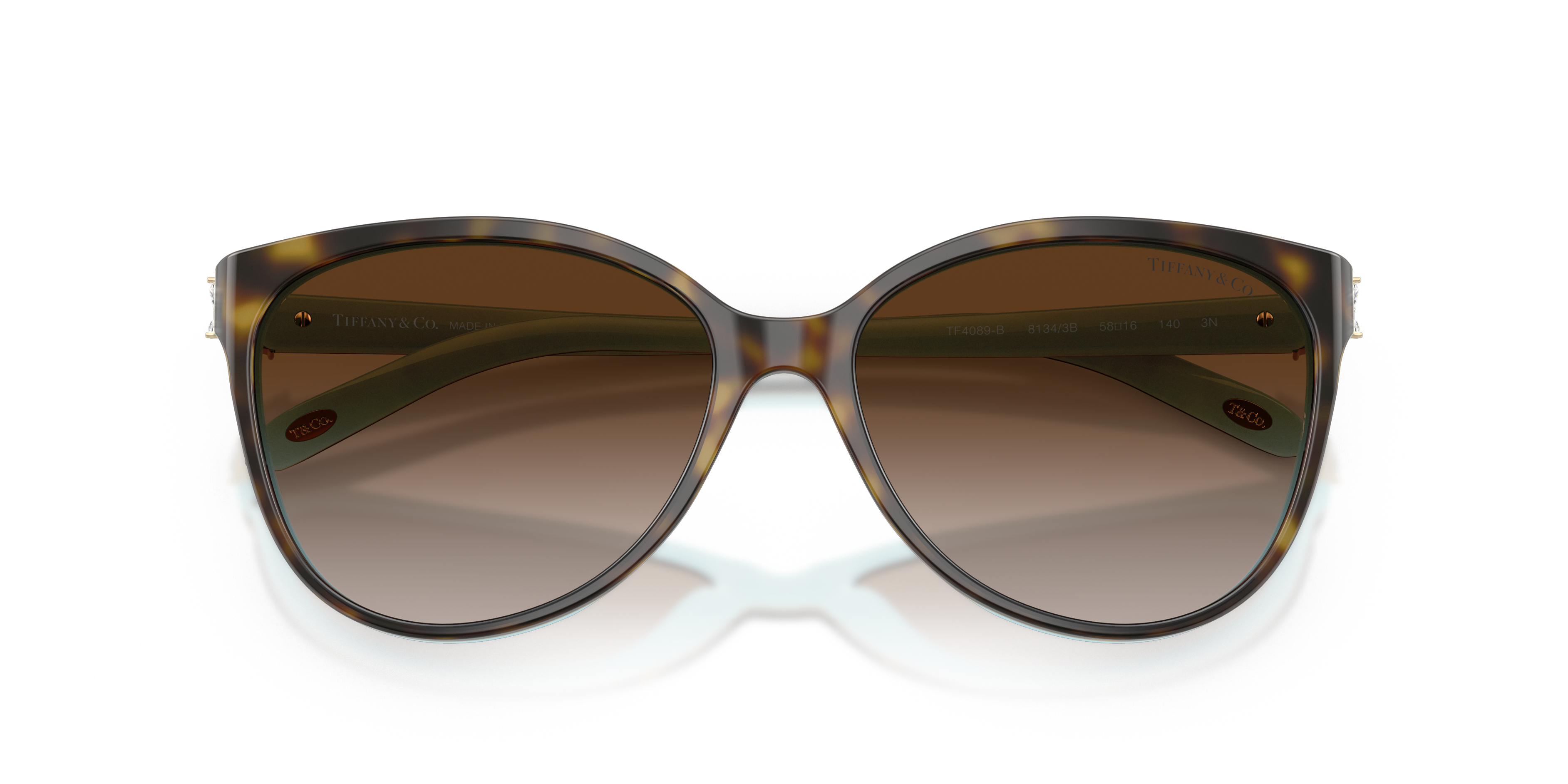 Occhiali da sole Tiffany & Co. TF4089B da donna, montatura Havana con interno blu Tiffany, lenti scure, indossati frontalment