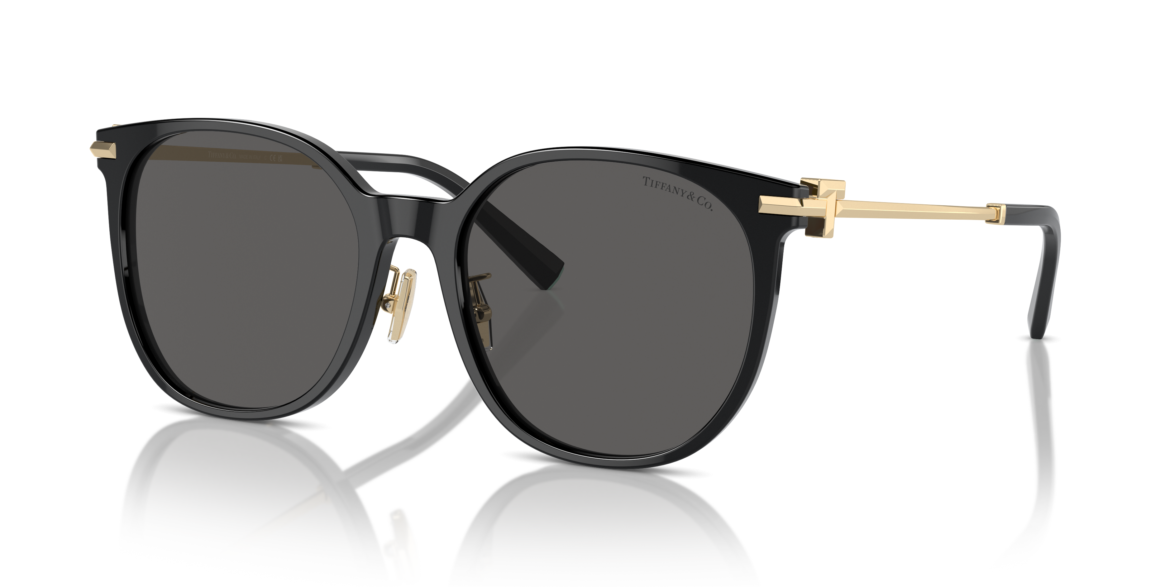 Occhiali da sole neri Tiffany & Co. modello TF4224D da donna, visti frontalmente, con logo sull'asta.
