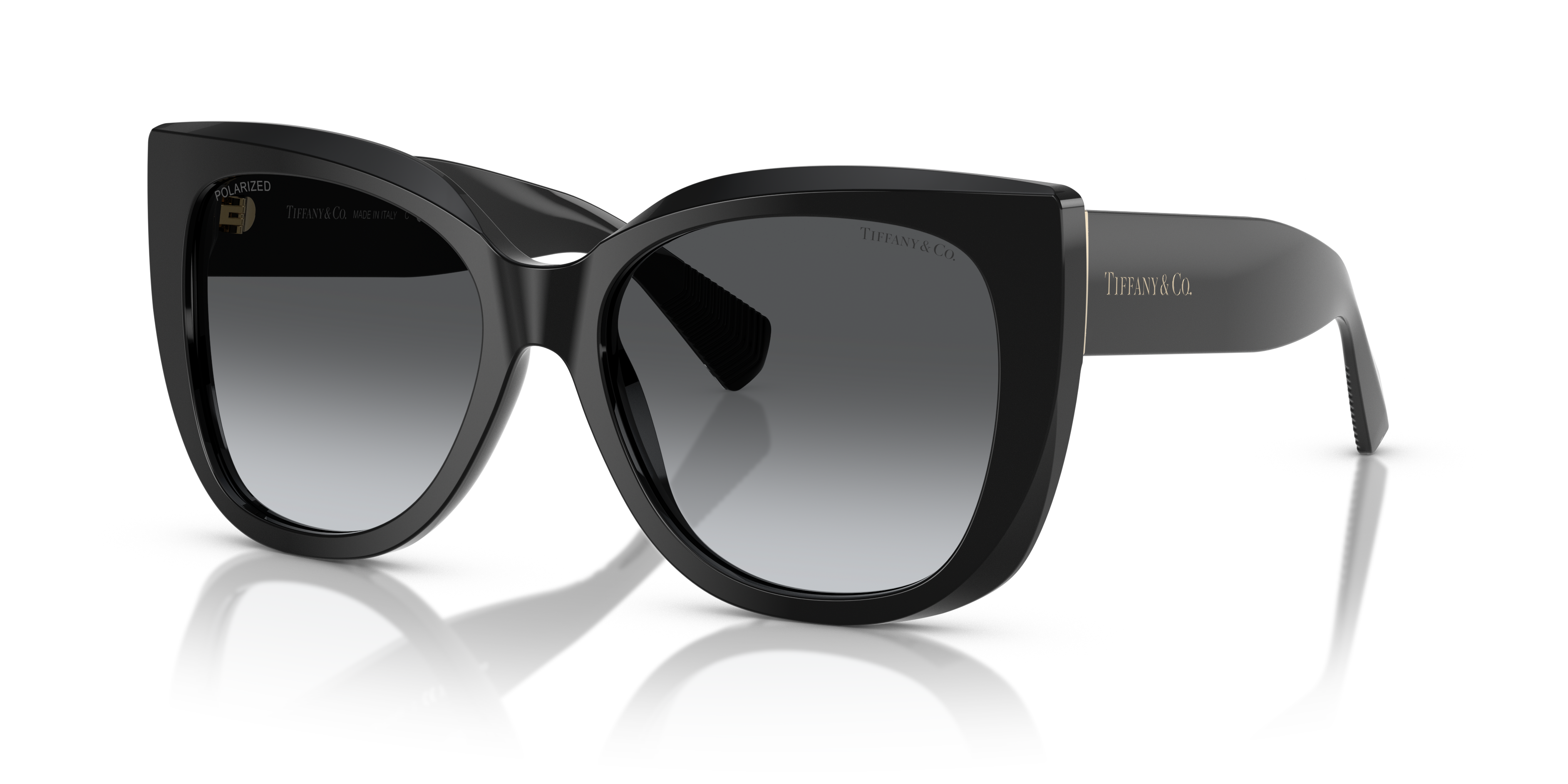 Occhiali da sole Tiffany TF4229 neri da donna, montatura in acetato con lenti scure e logo sul lato.