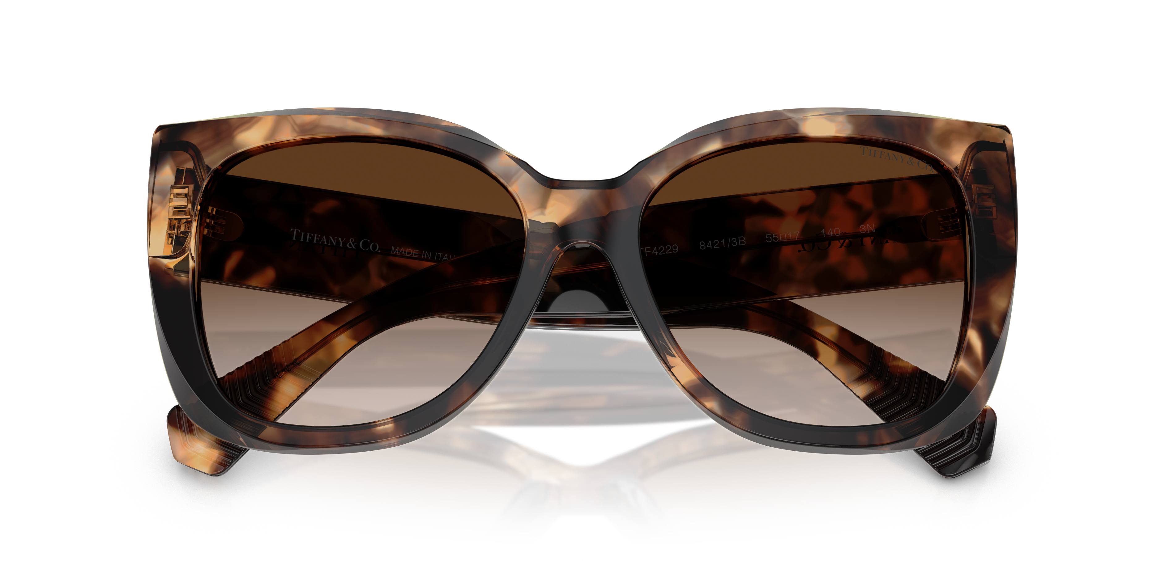 Occhiali da sole Tiffany TF4229 neri da donna, montatura in acetato con lenti scure e logo sul lato.