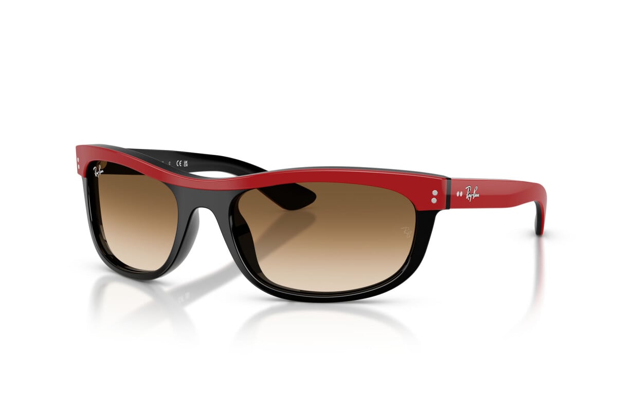 OCCHIALE DA SOLE UNISEX RAY-BAN RB 2489 - BALORAMA 955/51 ROSSO SU NERO - TAGLIA 62