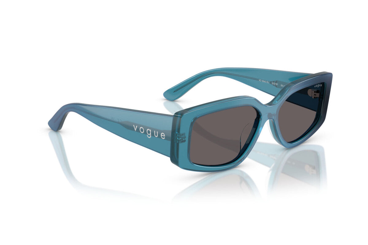 VOGUE - 323787 BLU PERLA TRASPARENTE | OCCHIALE DA SOLE DONNA - VO 5642SU TAGLIA 55