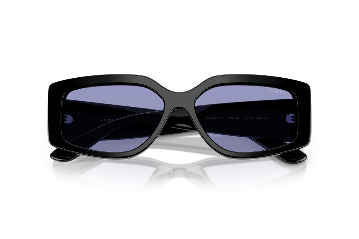 VOGUE - W44/76 NERO | OCCHIALE DA SOLE DONNA - VO 5642SU TAGLIA 55