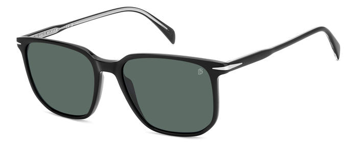 Occhiali da sole David Beckham DB 1141/S neri indossati da un uomo, con montatura squadrata in acetato e lenti scure.