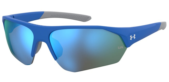 Occhiali da sole Under Armour UA 7000/S unisex blu con montatura sportiva su sfondo bianco, lenti scure che riflettono la luc