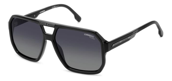 Occhiali da sole Carrera Victory C 01/S 206759 neri da uomo, posati su una superficie neutra, con lenti scure e logo Carrera