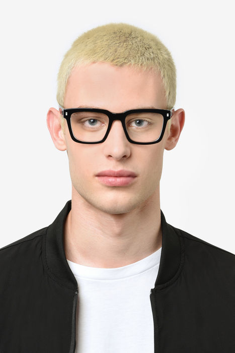 Occhiali da vista Dsquared2 ICON 0013 neri lucidi da uomo con montatura squadrata visti di fronte su sfondo bianco